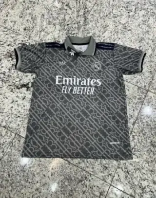 Imagem de Camisa Real Madrid Preta