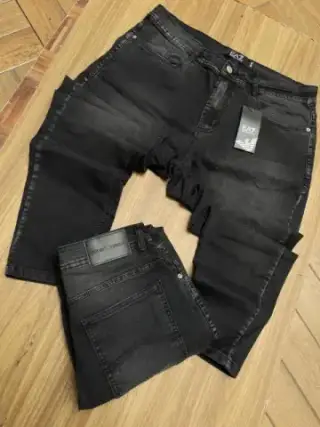 Imagem de Calça premium EA7 preta