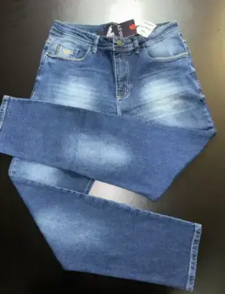 Imagem de Calça premium EA7 tradicional 02