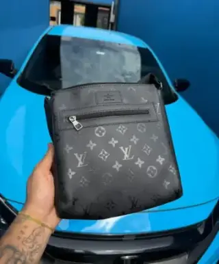 Imagem de Pochete LV