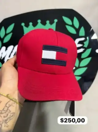 Imagem de Boné Tommy Hilfiger 