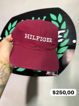 Imagem de Boné Tommy Hilfiger 